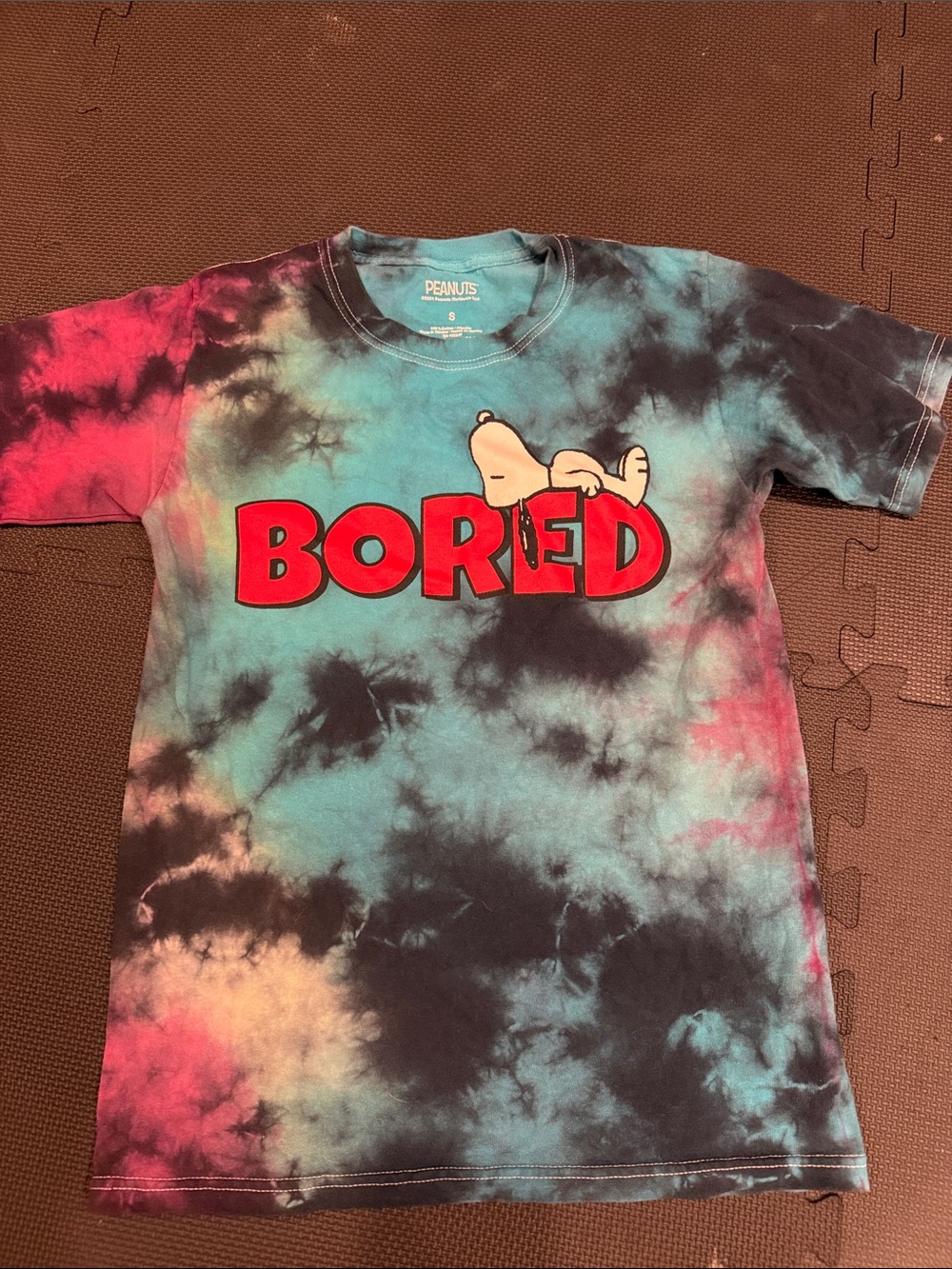 Aeropostale Peanuts Tie-Dye 'BORED' Tee in Blue, Black & Pink